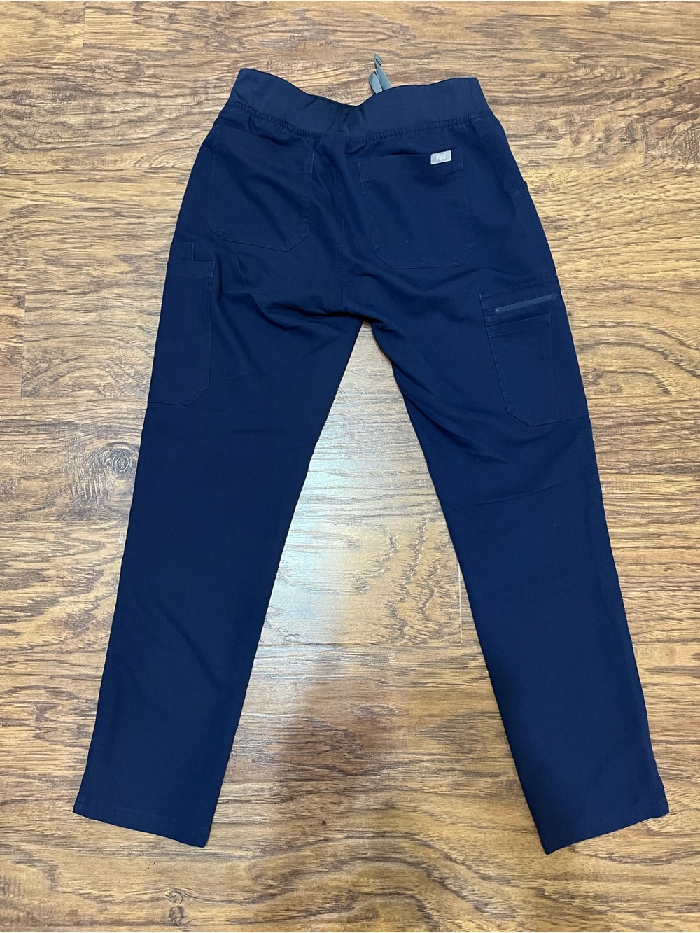 Bundle of 4 FIGS Navy Scrub Sets - Size Small - Picture 10 of 16